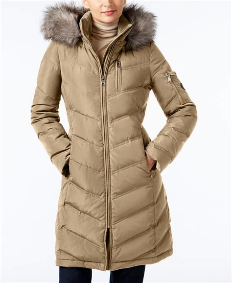 calvin klein puffer jacket women.